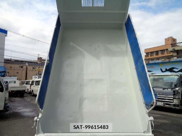 Mitsubishi FIGHTER 2020-07 8335821-13