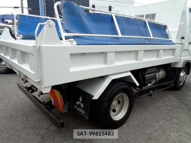 Mitsubishi FIGHTER 2020-07 8335821-29