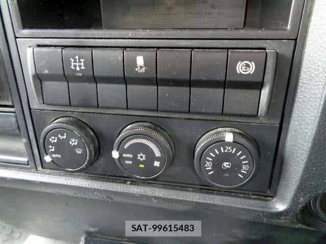 Mitsubishi FIGHTER 2020-07 8335821-8