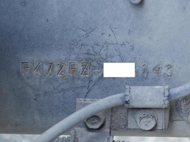 Mitsubishi FIGHTER 2015-12 8331897-15