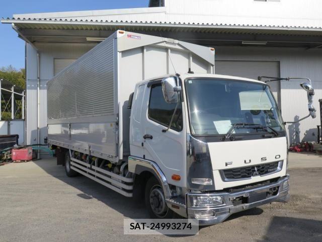 Mitsubishi FIGHTER 2021-09 8354445-2