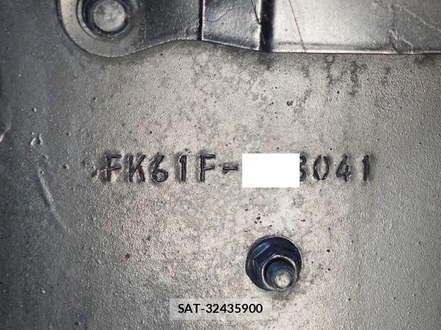 Mitsubishi FIGHTER 2019-07 8354458-15