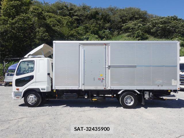 Mitsubishi FIGHTER 2019-07 8354458-6
