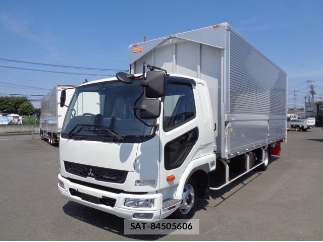 Mitsubishi FIGHTER 2025-10 8354446-1