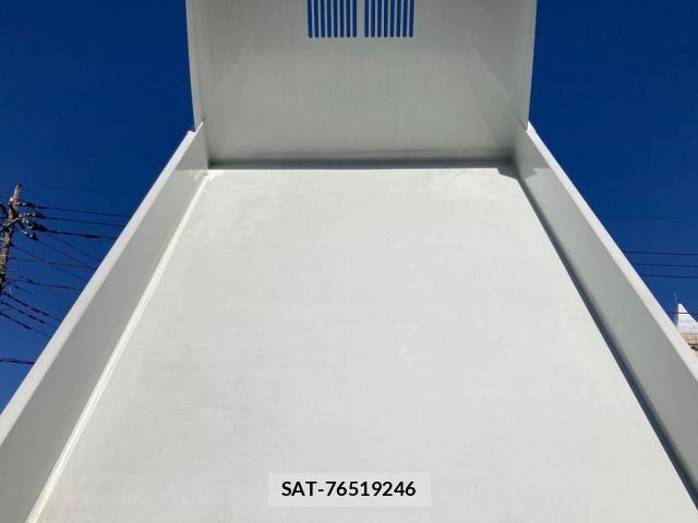 Mitsubishi FIGHTER 2025-10 8354454-10