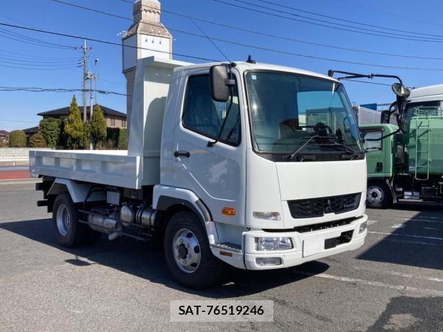 Mitsubishi FIGHTER 2025-10 8354454-1