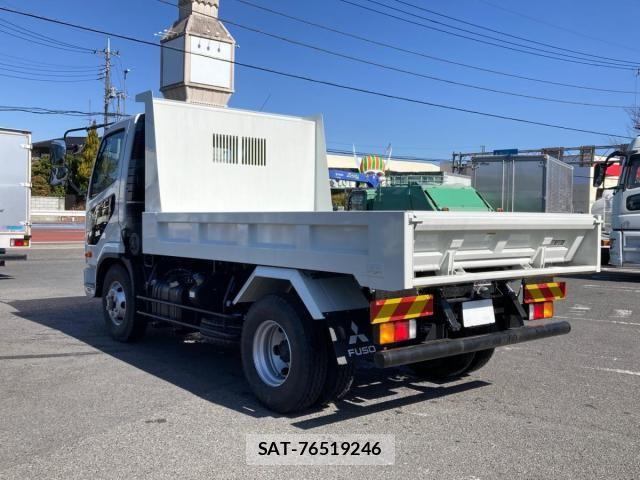 Mitsubishi FIGHTER 2025-10 8354454-3