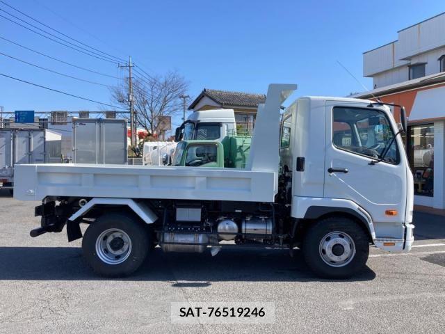 Mitsubishi FIGHTER 2025-10 8354454-7