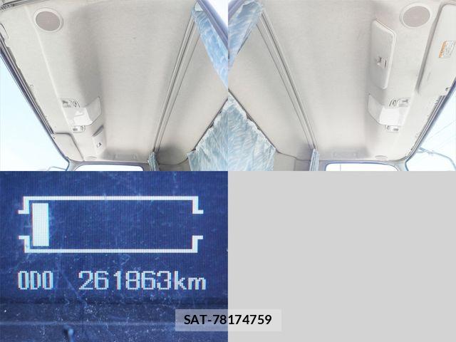 Mitsubishi FIGHTER 2012-05 8354460-18
