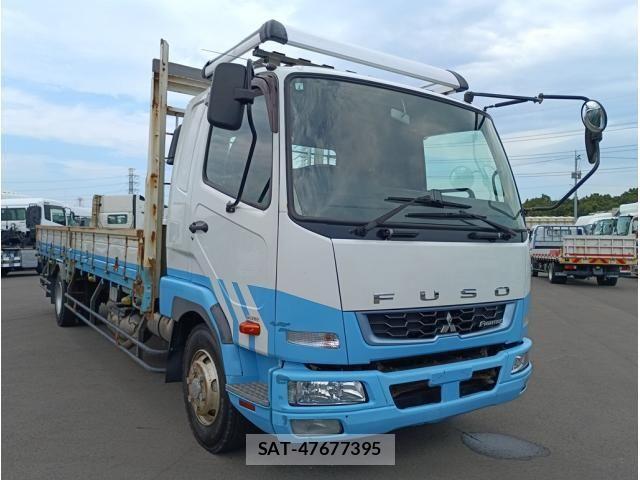 Mitsubishi FIGHTER 2018-02 8354457-1