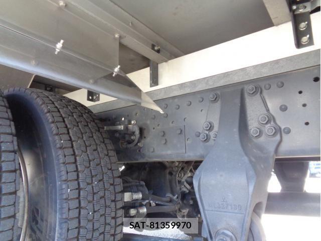 Mitsubishi FIGHTER 2023-02 8354444-16