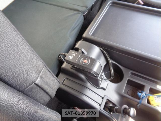 Mitsubishi FIGHTER 2023-02 8354444-26