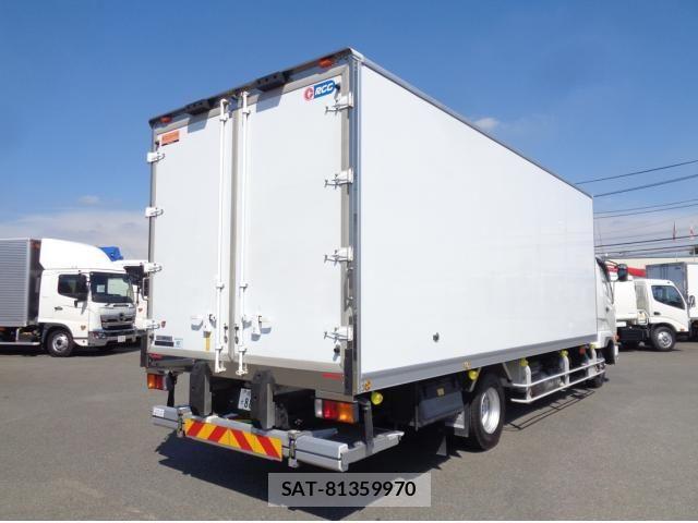 Mitsubishi FIGHTER 2023-02 8354444-2
