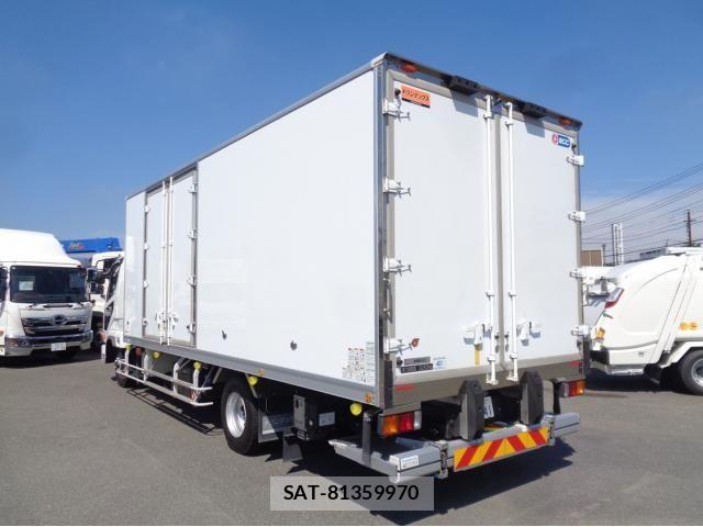 Mitsubishi FIGHTER 2023-02 8354444-3