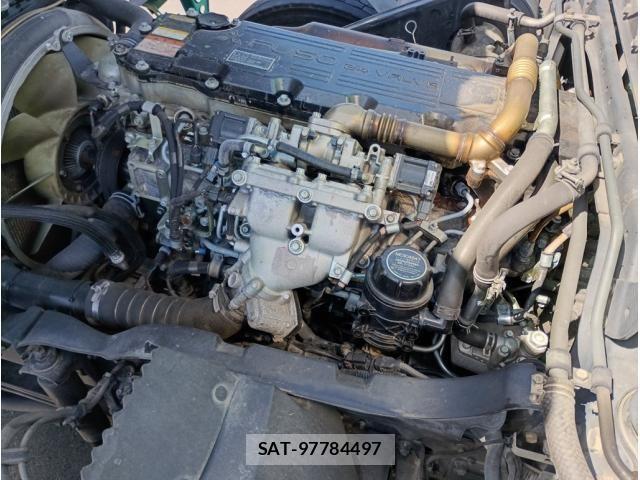 Mitsubishi FIGHTER 2014-01 8354456-16