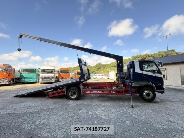 Mitsubishi FIGHTER 2018-05 8365895-9