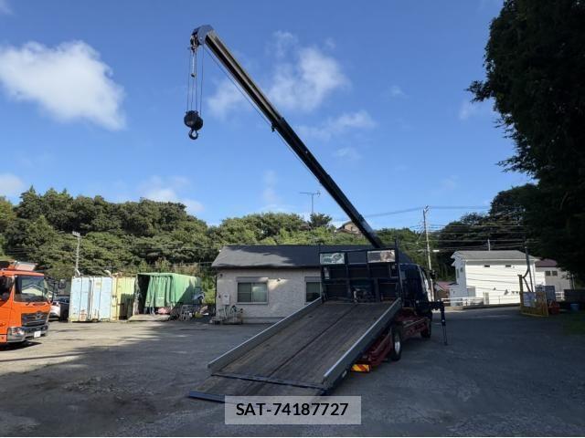 Mitsubishi FIGHTER 2018-05 8365895-11