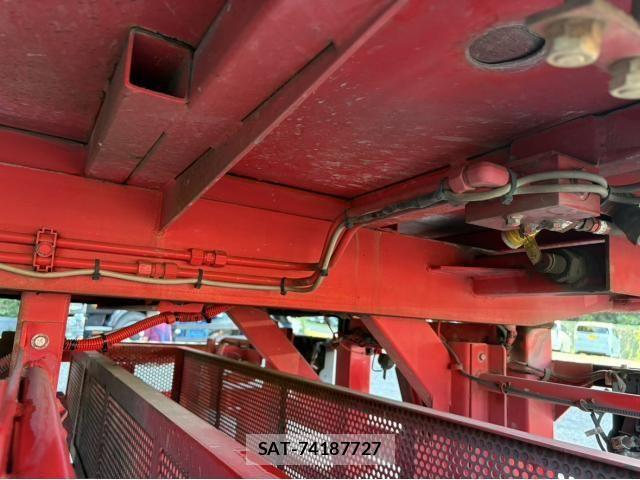 Mitsubishi FIGHTER 2018-05 8365895-28