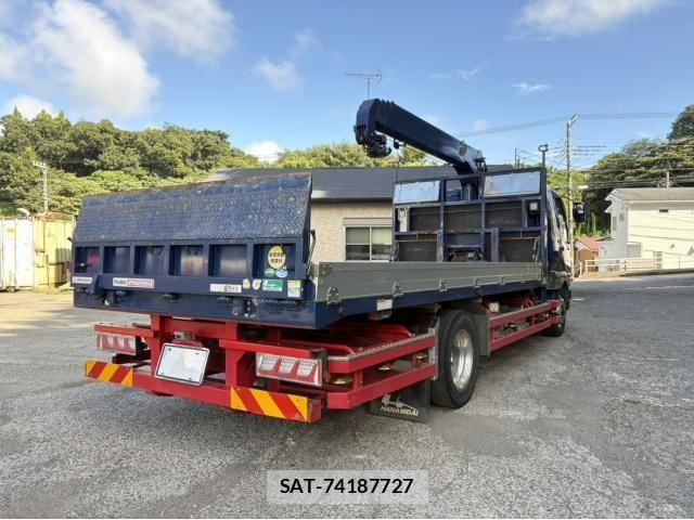 Mitsubishi FIGHTER 2018-05 8365895-3