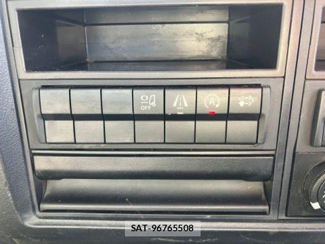 Mitsubishi FIGHTER 2020-08 8365896-23