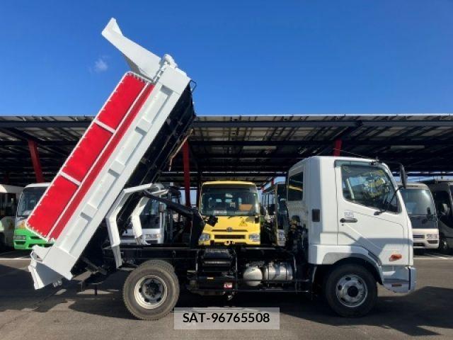 Mitsubishi FIGHTER 2020-08 8365896-5