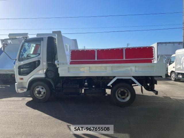 Mitsubishi FIGHTER 2020-08 8365896-6