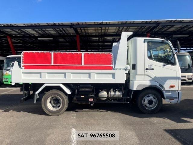 Mitsubishi FIGHTER 2020-08 8365896-7