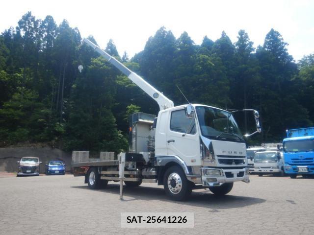 Mitsubishi FIGHTER 2006-11 8365894-19
