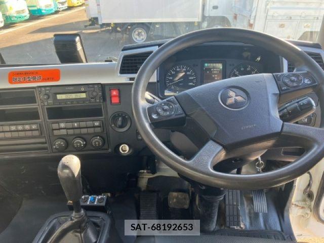 Mitsubishi FIGHTER 2020-08 8365898-20