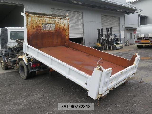 Mitsubishi FIGHTER 2005-11 8412384-18
