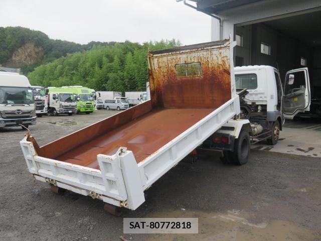 Mitsubishi FIGHTER 2005-11 8412384-20