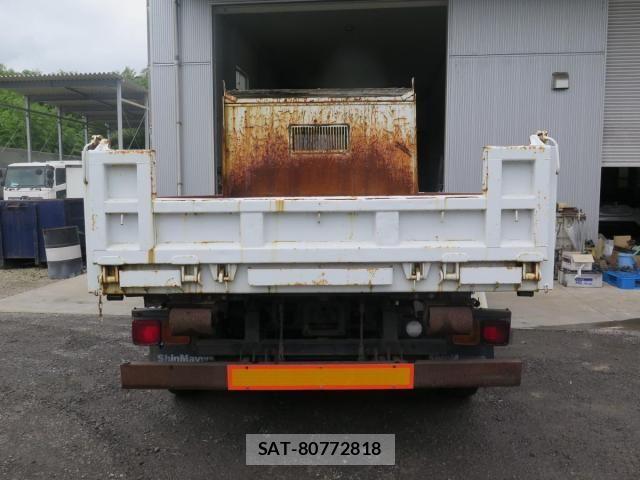 Mitsubishi FIGHTER 2005-11 8412384-7