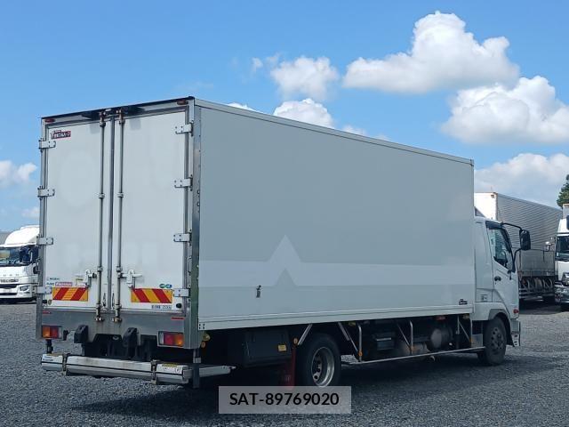 Mitsubishi FIGHTER 2019-01 8412379-9