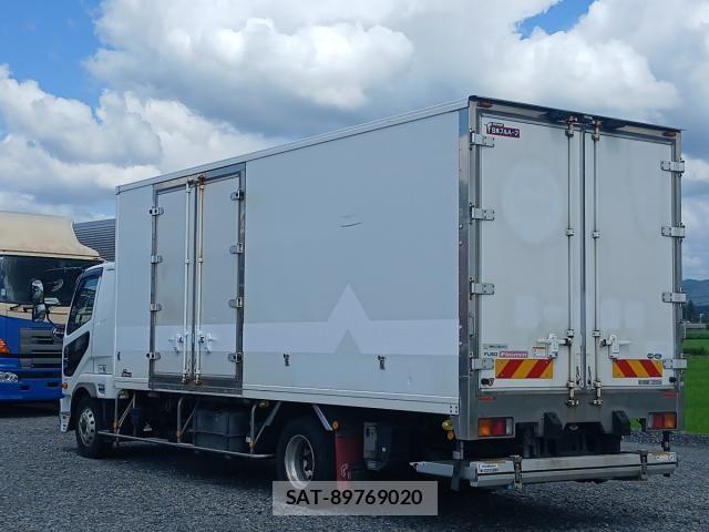 Mitsubishi FIGHTER 2019-01 8412379-12
