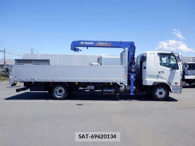 Mitsubishi FIGHTER 2026-02 8412378-7