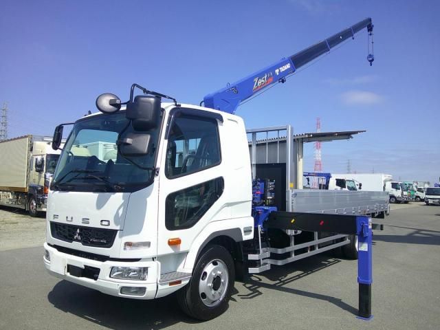Mitsubishi FIGHTER 2026-04 8431808-12