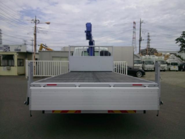 Mitsubishi FIGHTER 2026-04 8431804-11