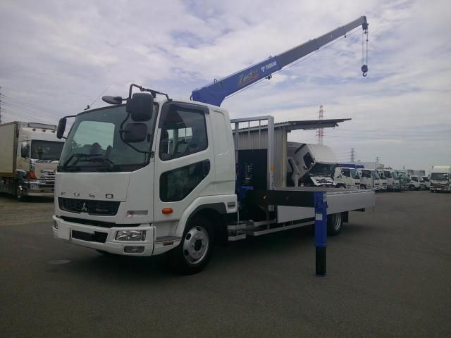 Mitsubishi FIGHTER 2026-04 8431804-12