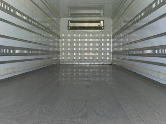 Mitsubishi FIGHTER 2020-12 8431807-7