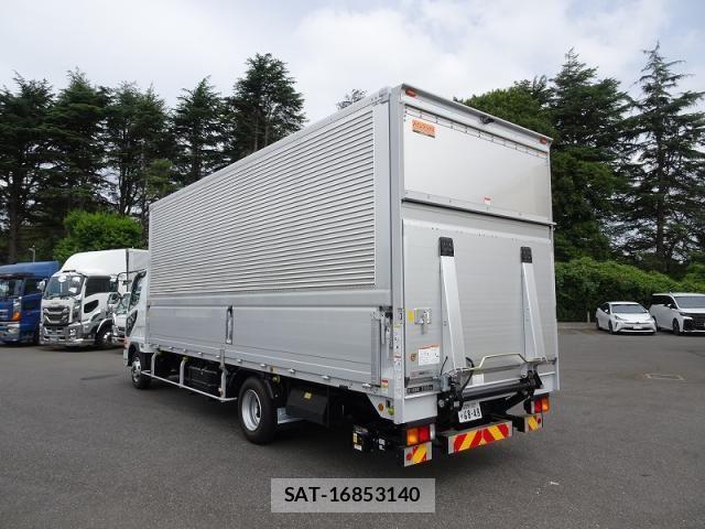 Mitsubishi FIGHTER 2025-12 8457460-3