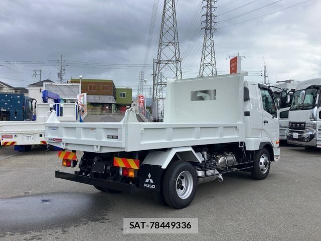 Mitsubishi FIGHTER 2025-12 8457463-2