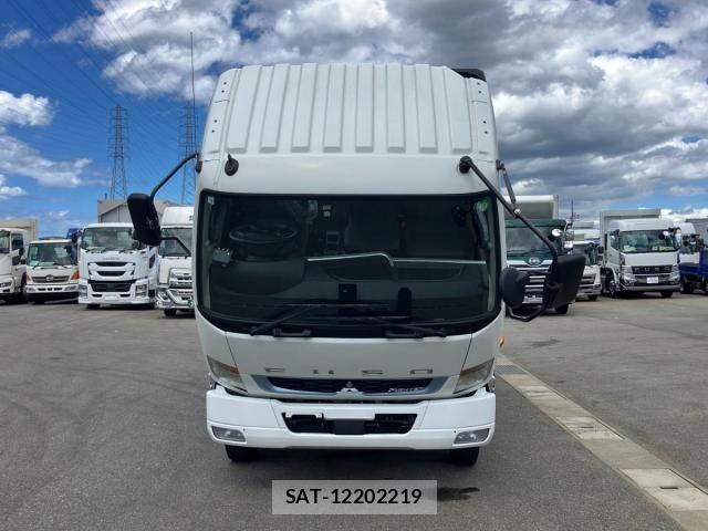 Mitsubishi FIGHTER 2020-08 8457461-21