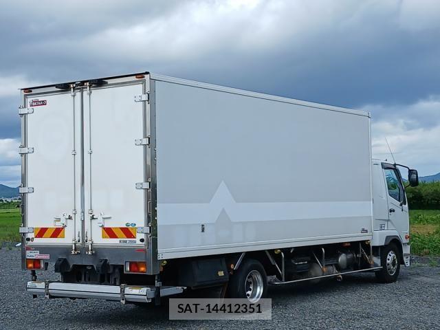 Mitsubishi FIGHTER 2019-01 8457467-9