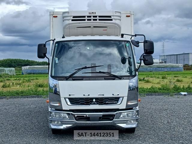 Mitsubishi FIGHTER 2019-01 8457467-3