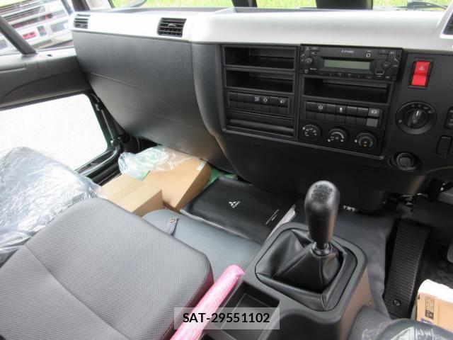 Mitsubishi FIGHTER 2026-04 8457465-11