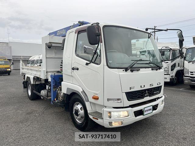 Mitsubishi FIGHTER 2012-10 8457464-2