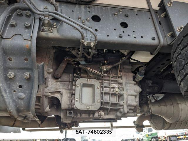 Mitsubishi FIGHTER 2021-10 8485389-21