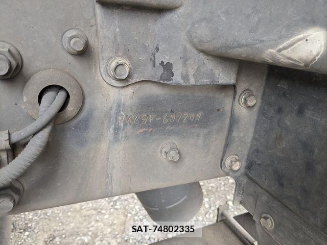 Mitsubishi FIGHTER 2021-10 8485389-23