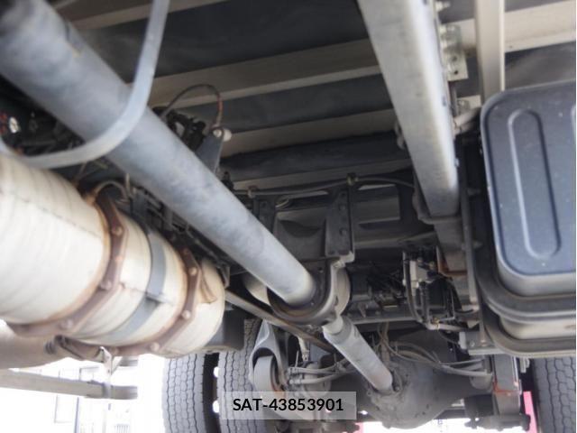 Mitsubishi FIGHTER 2014-11 8485397-8