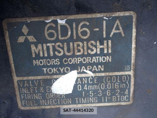 Mitsubishi FIGHTER 1990-09 8485398-21